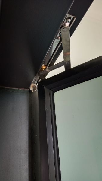 Pivot Window Replacement in Dade City
